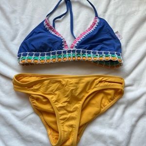 Target blue multi color tie top size L, yellow cut out walmart bottoms size S